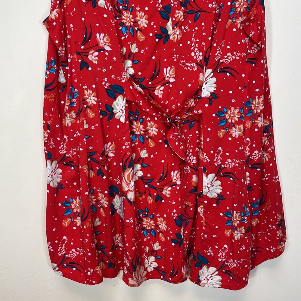 Torrid Fit And Flare Stretch Challis Button-Front Tank - Picture 11 of 14